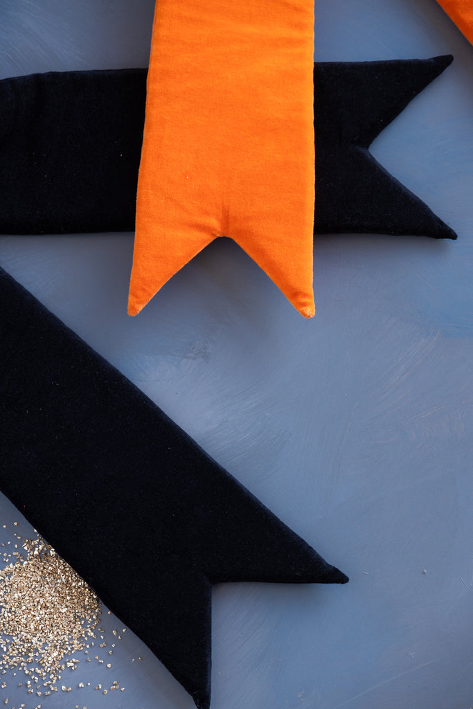 Black & Orange Plush Velvet Bow Set
