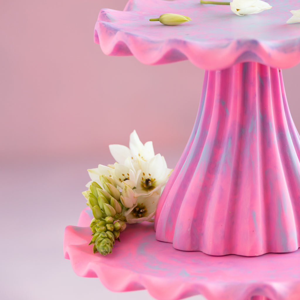 Velour Du Jour Ruffle Cake Plate Set, Neon