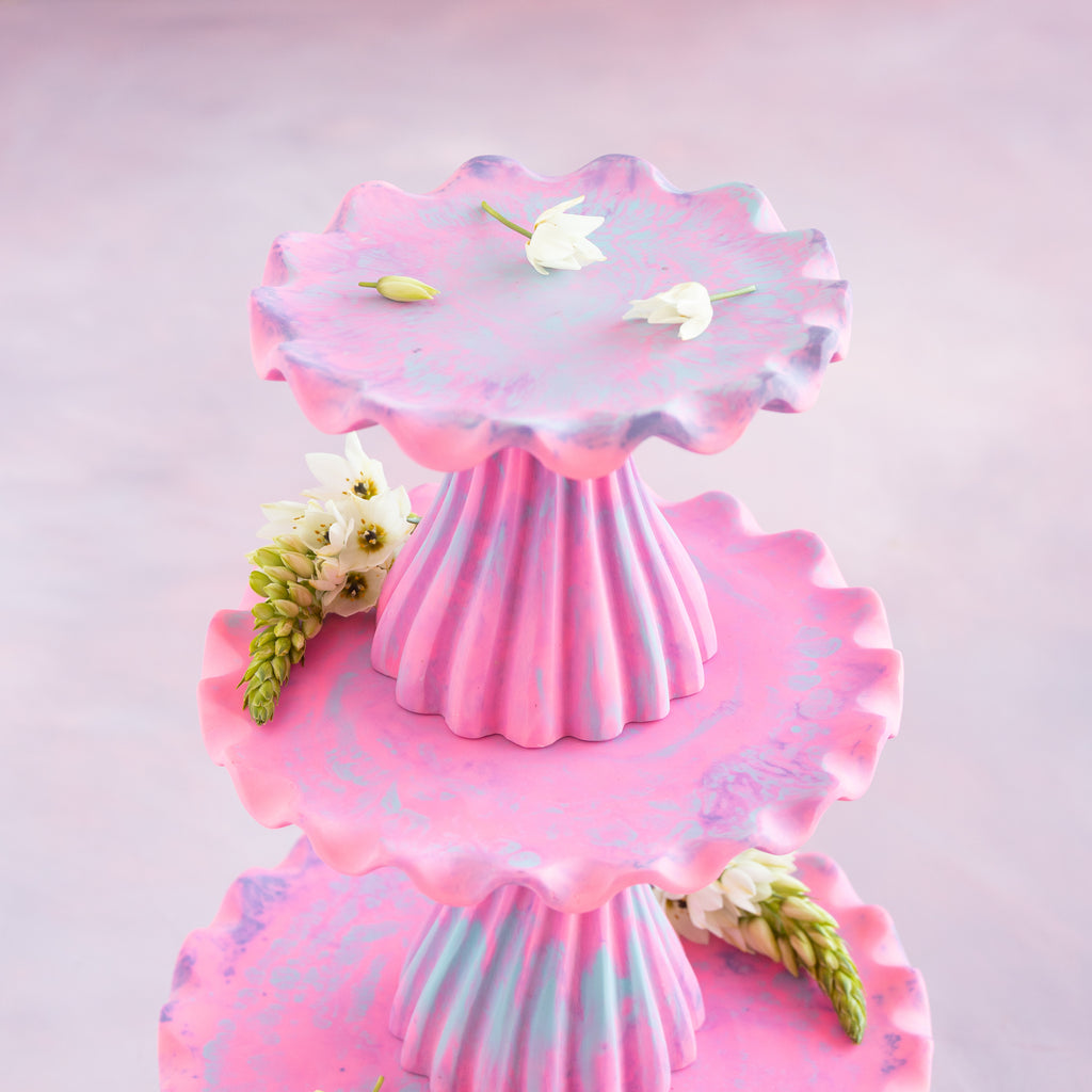 Velour Du Jour Ruffle Cake Plate Set, Neon