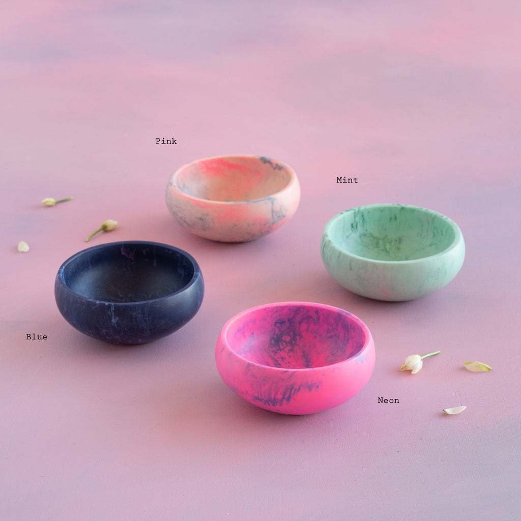 Velour Du Jour Ruffle Bowl, Small