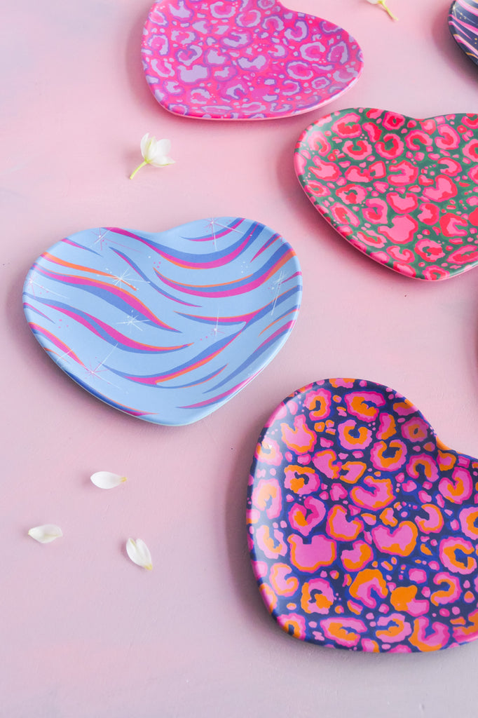 Majestic Menagerie Heart Plate Set