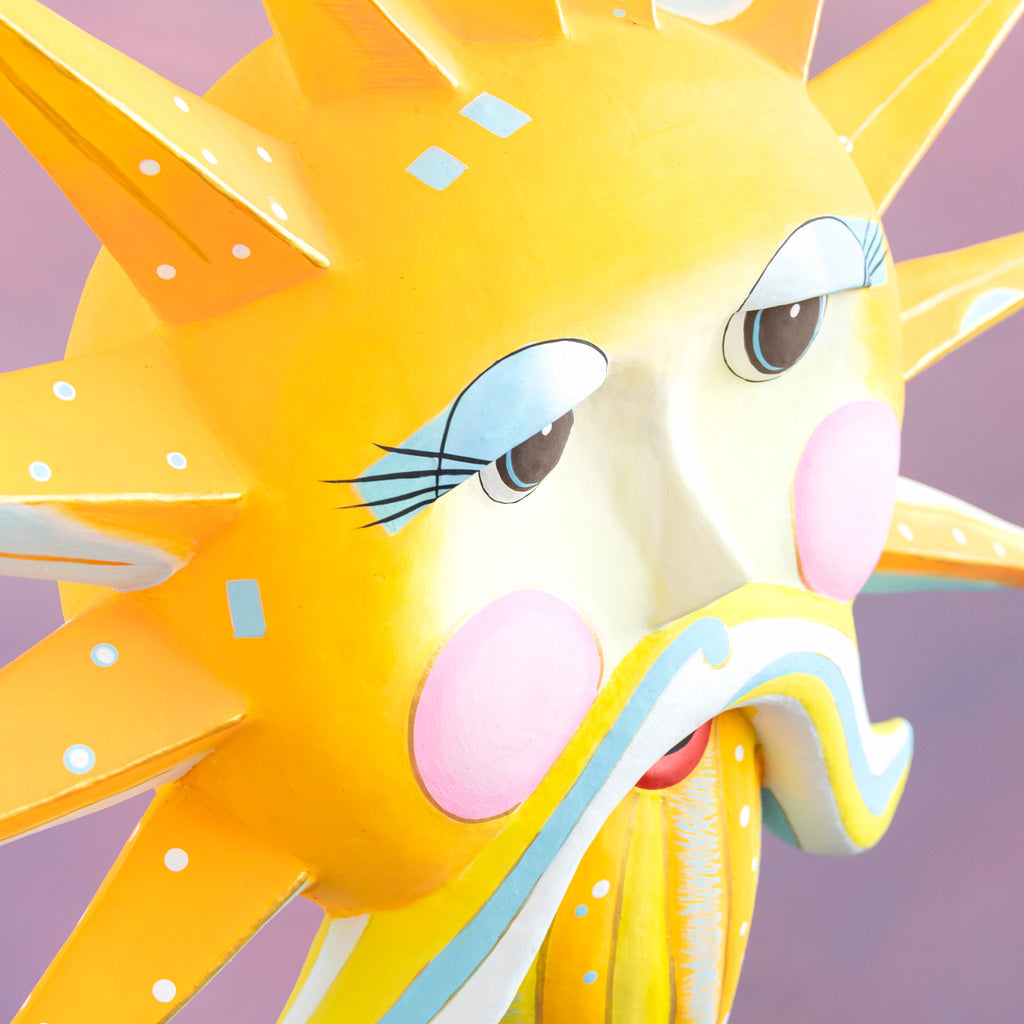 Sir Sunny Solaris Display