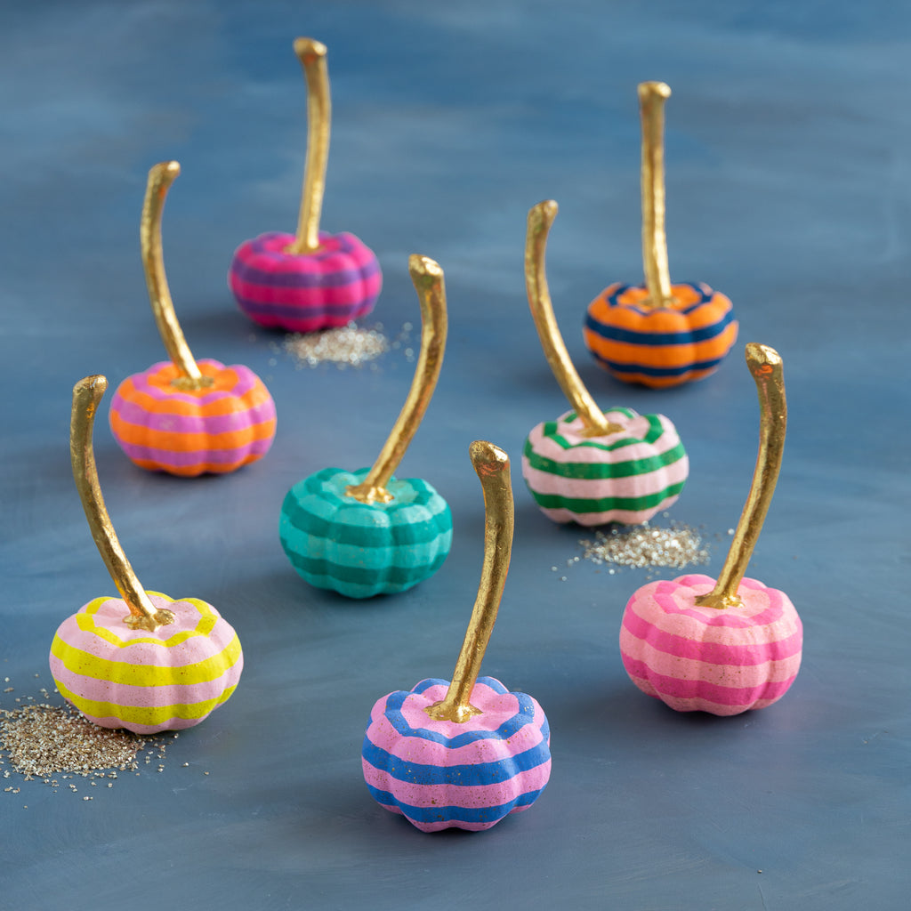 Parade of Pigment Pumpkin, Small