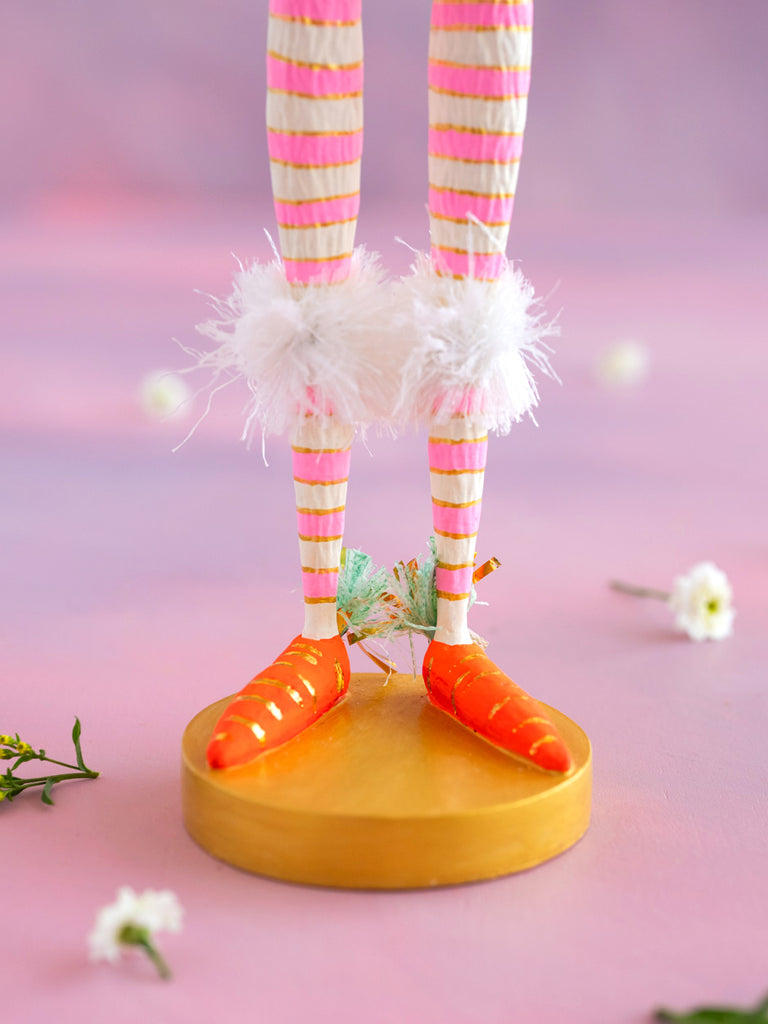 Pinky Cottontail Tabletop