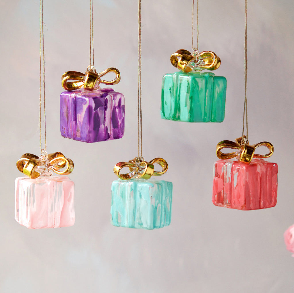 Gift Box Ornament (Assortment 5)