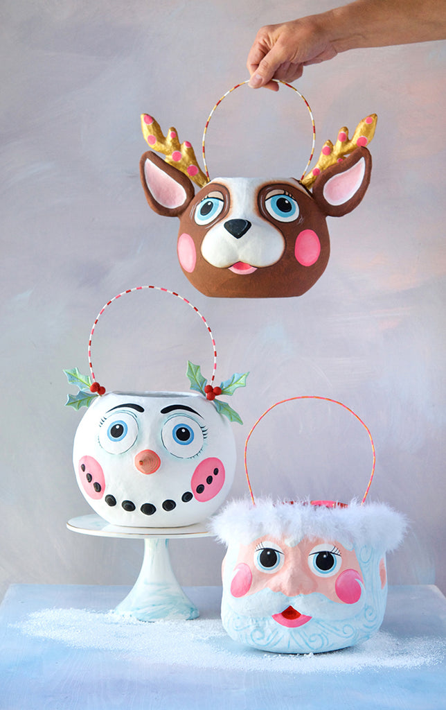 Frosty Folly, Papa Noel & La Renne the Reindeer Bucket
