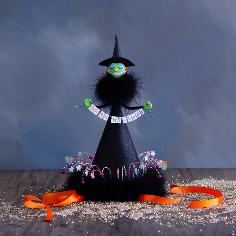 Itchy Witchy Party Hat
